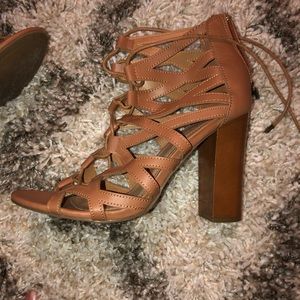 Bamboo Brown/Tan Tie Up Heels